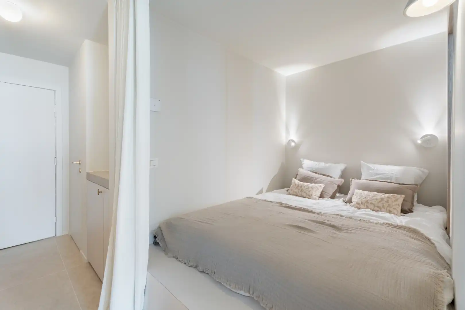 Luxueus gerenoveerd appartement met frontaal zeezicht te Nieuwpoort foto 11