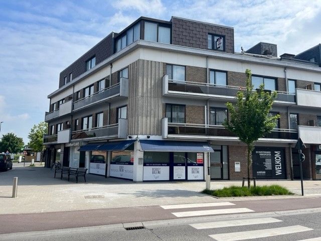 ZEER GOED VERHUURD COMMERCIEEL HANDELSPAND VAN 114M² MET PRIVATE OPRIT EN TUIN foto 5