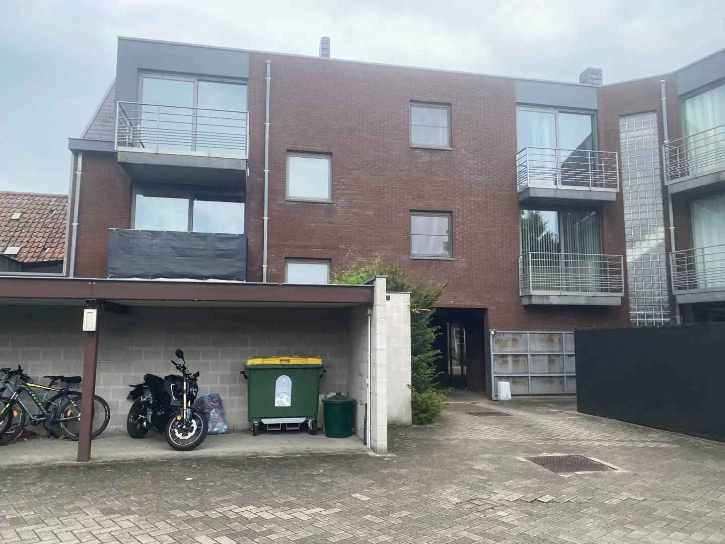 Verzorgd duplex appartement met 3 slaapkamers en autostaanplaats foto 10