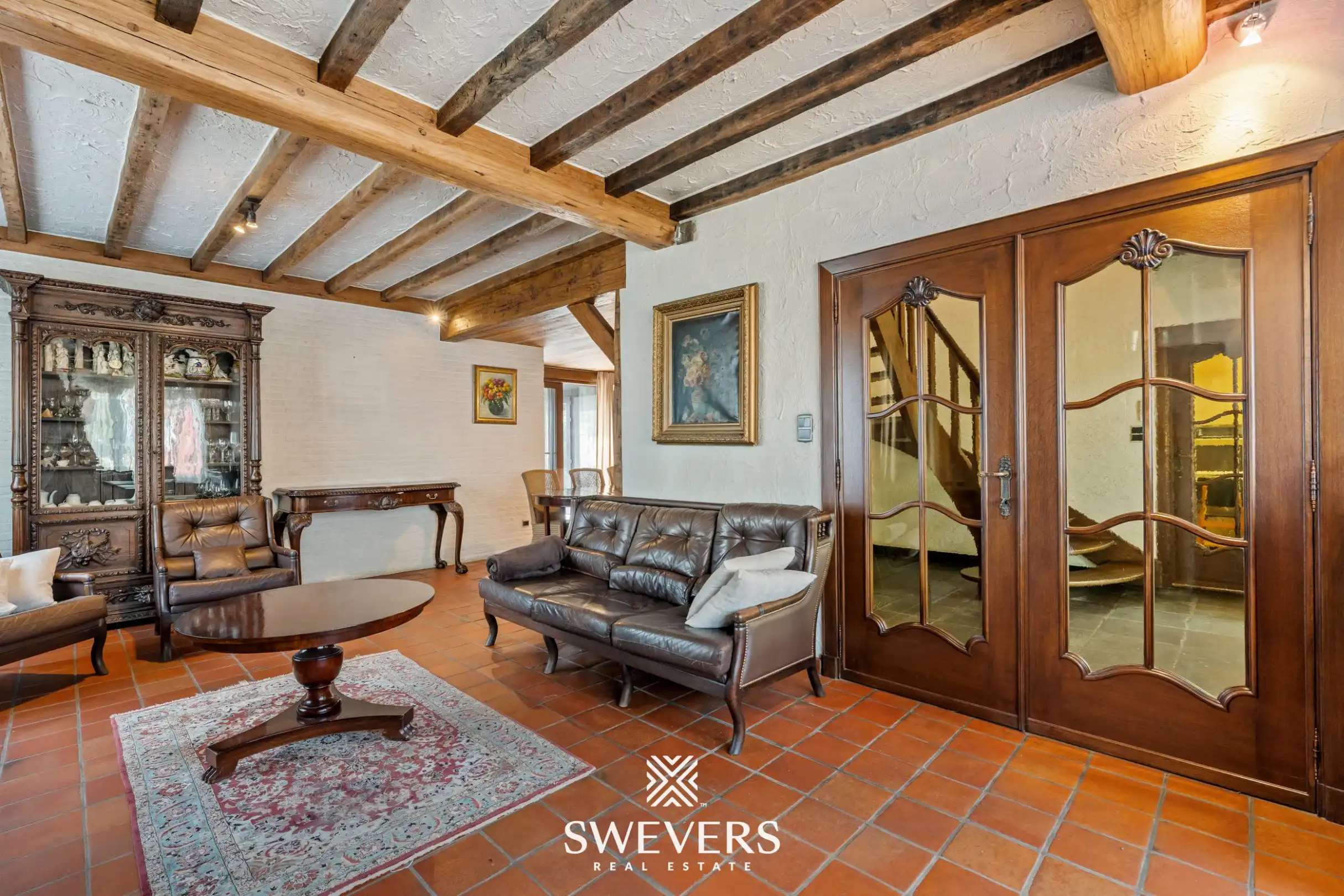 Knappe woning met orangerie, mogelijkheid tot 4 slpk en achterliggende bouwgrond foto 5