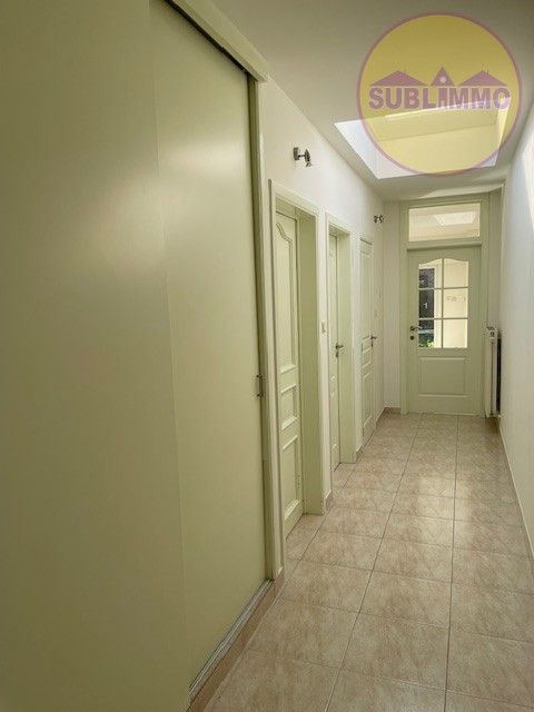 Ruime woning met afzonderlijk appartement op een perceel van 858 m² in Mol. foto 38