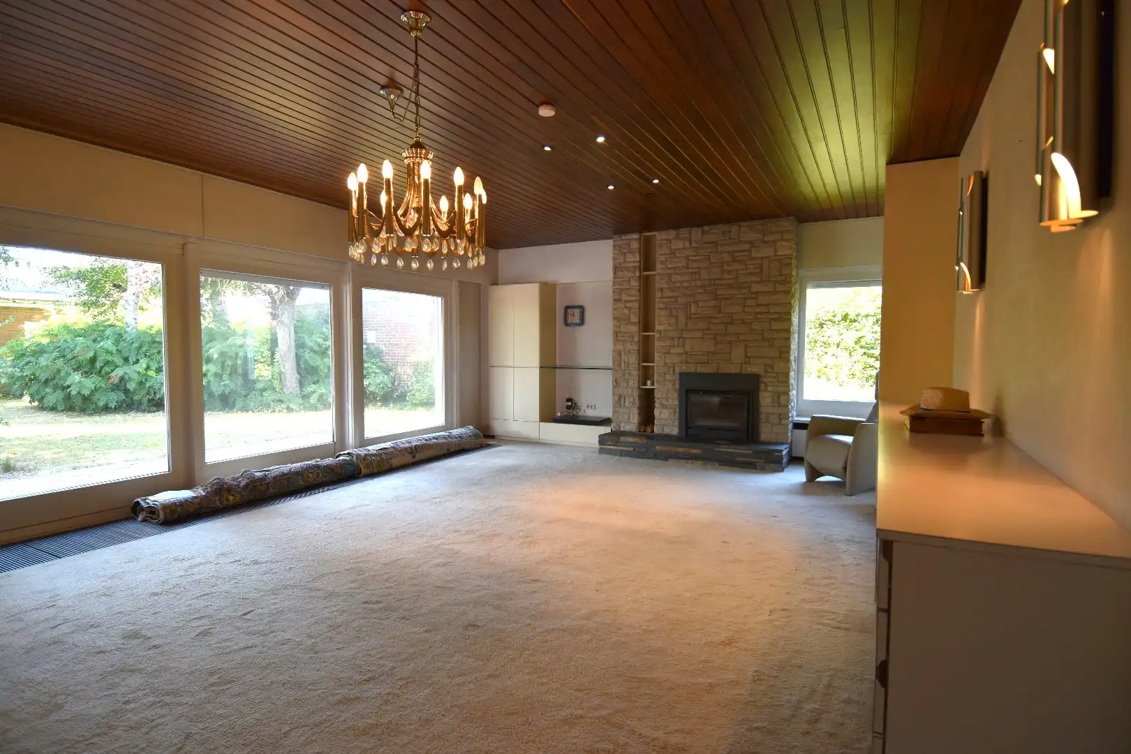 Alleenstaande woning met achterliggende opslag ruimte (205 m²) te koop in Heule foto 6
