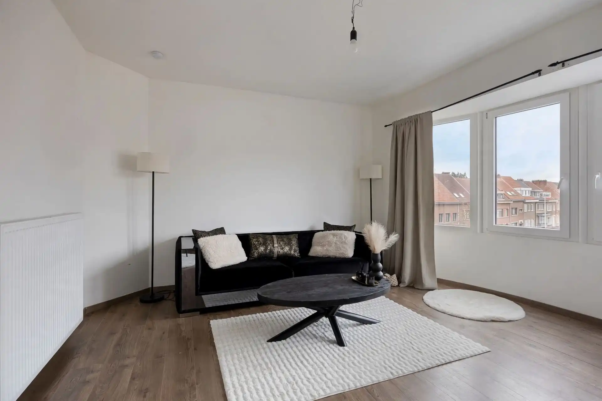 Riante woning, momenteel ingericht als 3 appartementen! foto 12