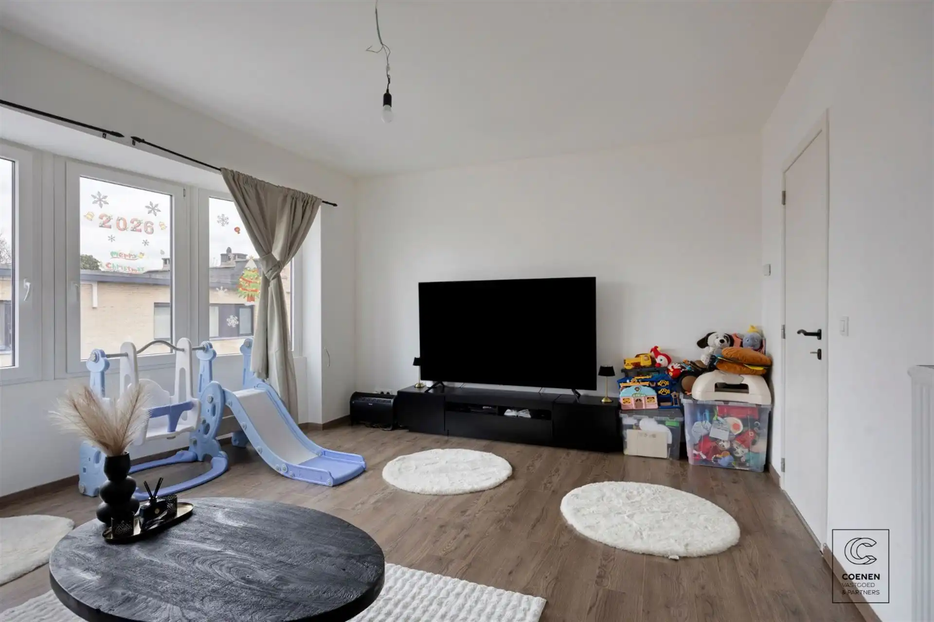 Riante woning, momenteel ingericht als 3 appartementen! foto 12