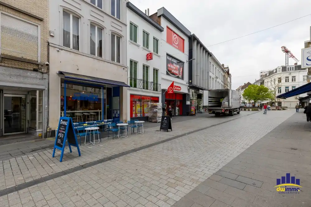 Trendy koffiebar over te nemen in Kortrijk foto 2