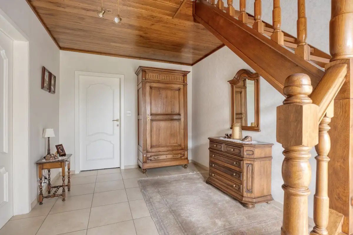 Instapklare halfopen woning met veranda, garage en tuin in Rosmeer. foto 3