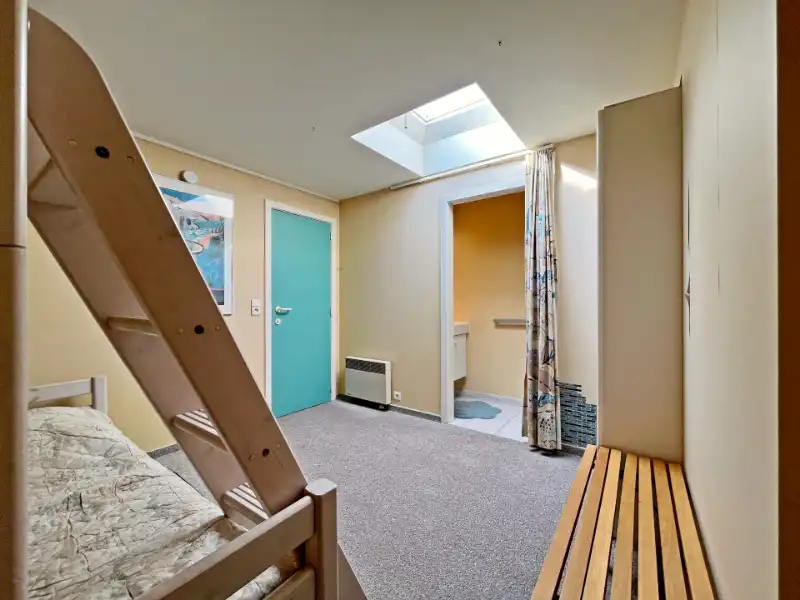 ZONNIG DUPLEX-APPARTEMENT MET RUIM TERRAS EN 3 SLAAPKAMERS + 1 SLAAPHOEK foto 21