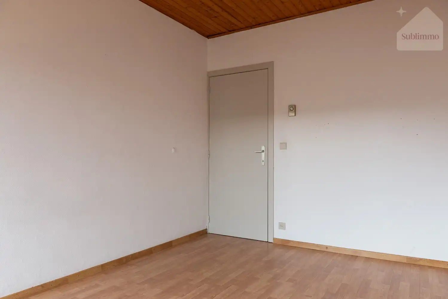 Opbrengsteigendom met 2 appartementen, tuin en garages te koop in Mol centrum foto 28