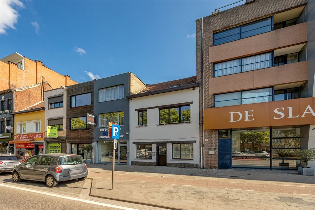 Handelswoning met op heden 2 units foto 29