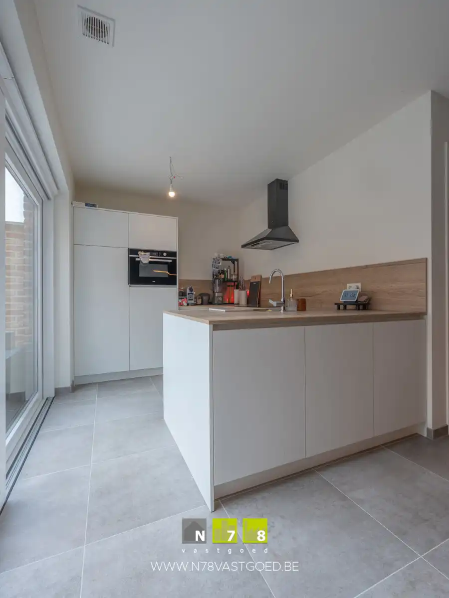 Appartement te huur foto 9