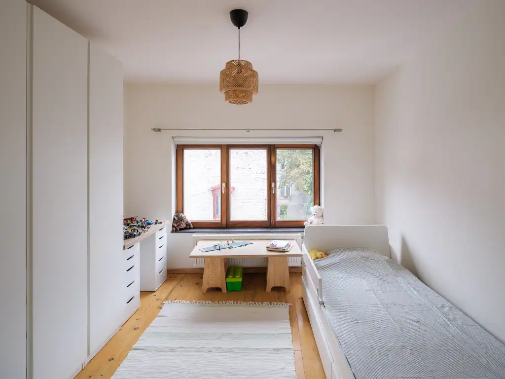 Instapklare stadswoning (EPC B) met twee slaapkamers, rustig gelegen nabij de Coupure foto 7