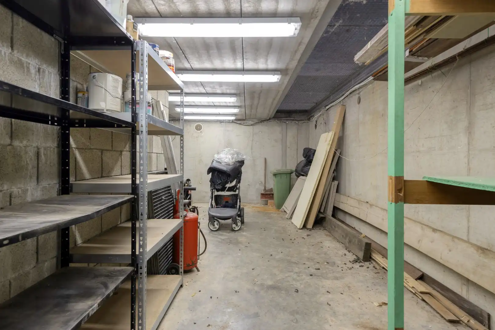 Rustig gelegen woning met 4 slpks en 2 badkamers op 691 m² te OLV Olen ! foto 30