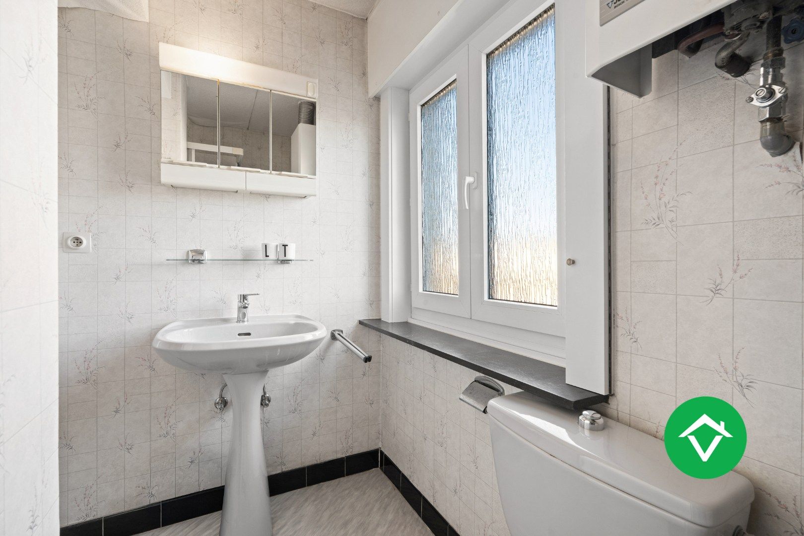 Gezinswoning met 4 slaapkamers  in rustige woonwijk te Roeselare foto 17