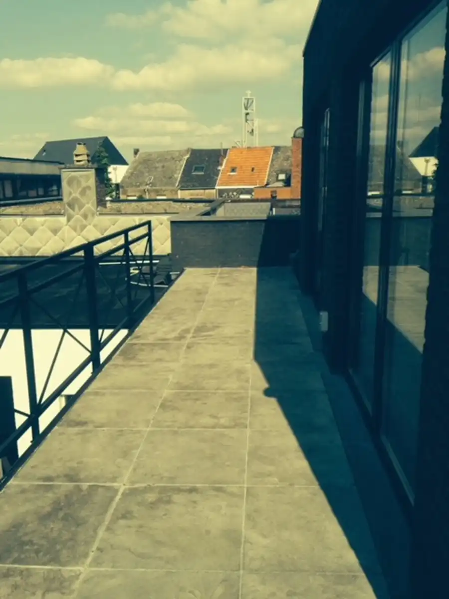 Dakappartement in hartje Sint-Katelijne-Waver met ZW-terras  foto 2