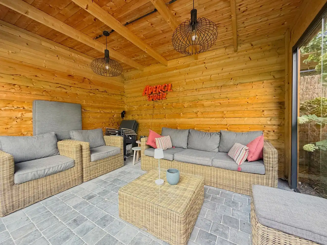 Prachtig instapklare en energiezuinige gezinswoning met 3 slpk, zonnige tuin en poolhouse in een rustige, kindvriendelijke wijk te Roeselare! foto 21