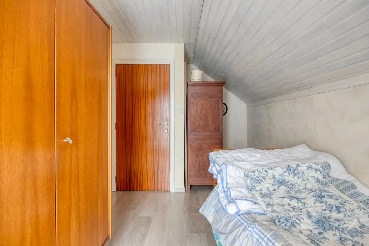 Goed gelegen woning met 3 slaapkamers foto 24