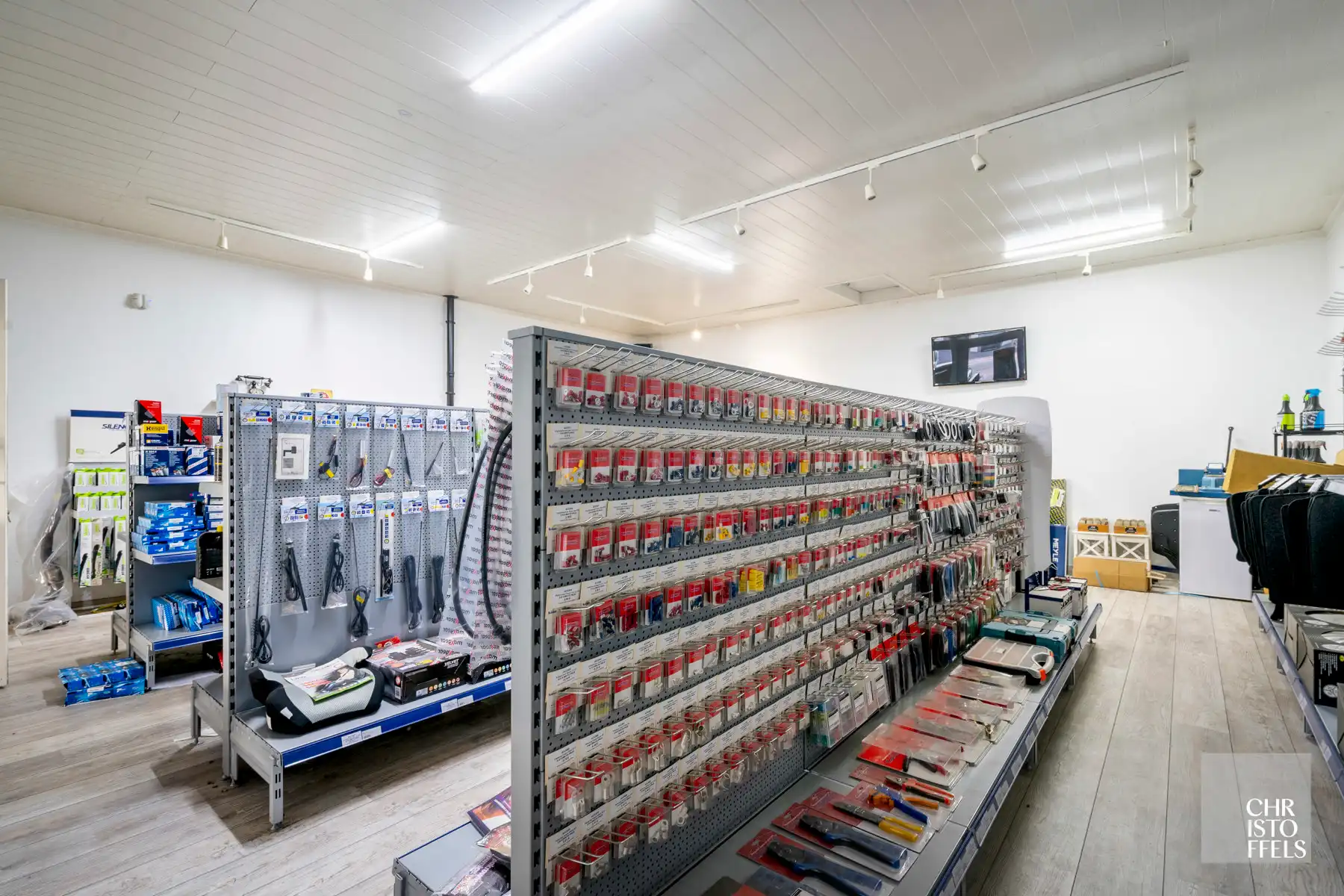 Verhuurde handelsruimte van 90m² met investeringspotentieel nabij het centrum van Maasmechelen! foto 5