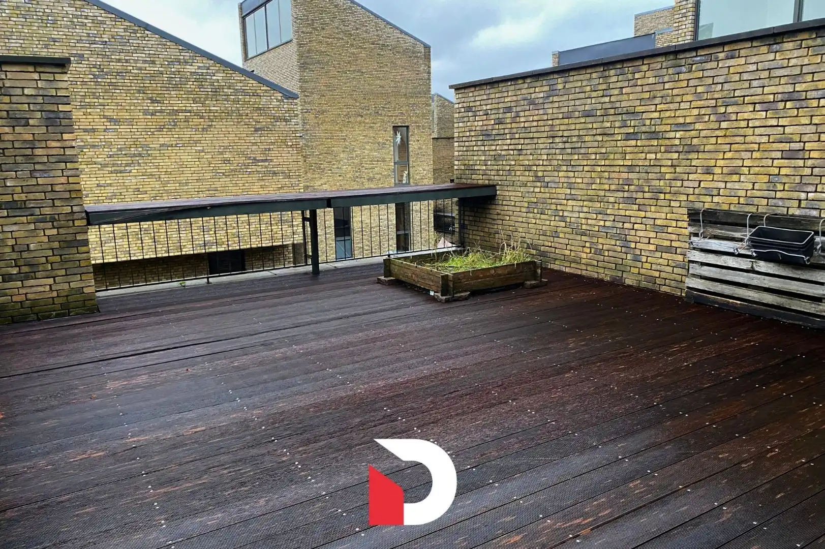 Lichtrijke woning met 3 slaapkamer, 2 badkamers, ruim terras in centrum Brugge foto 16