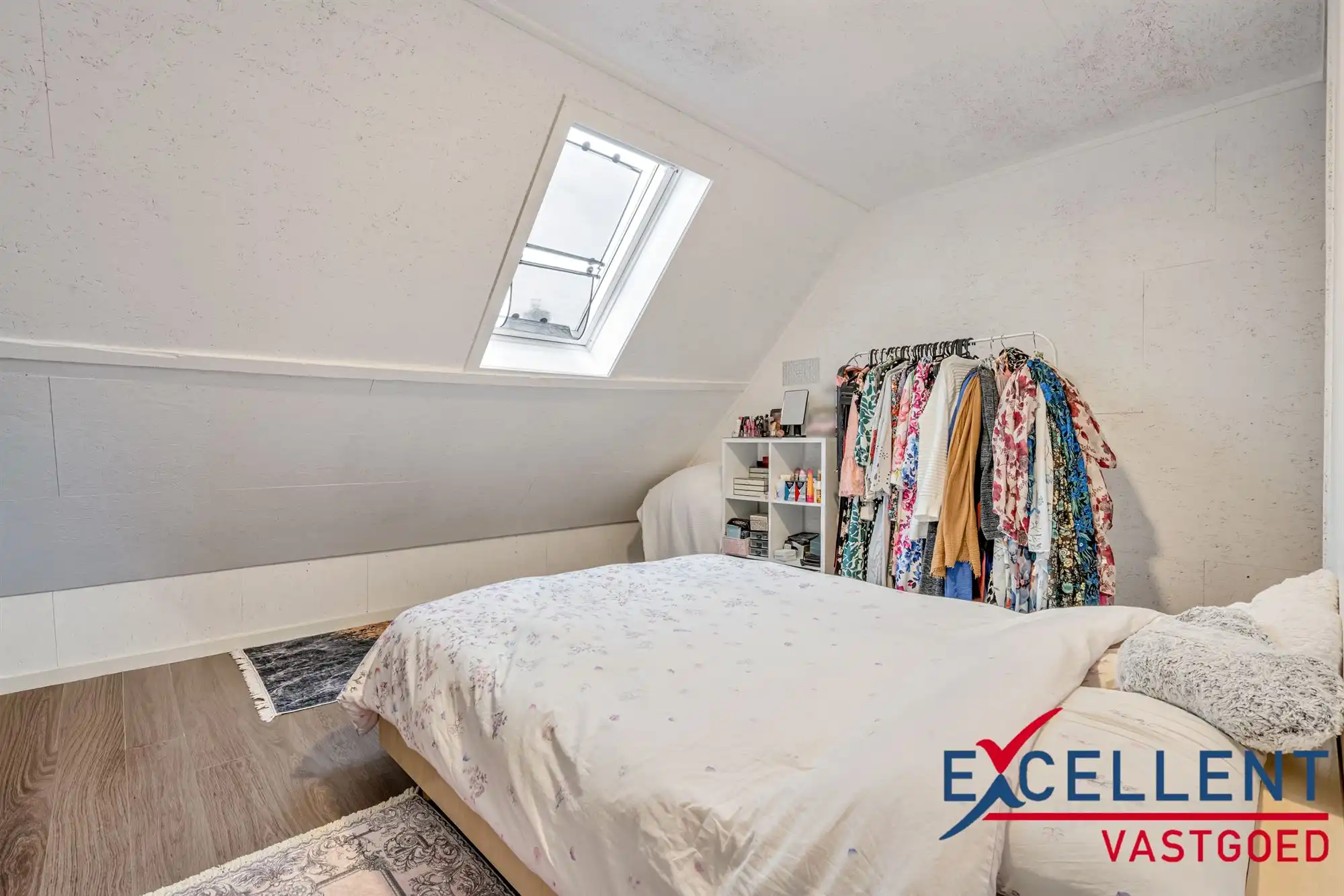 Instapklare starterswoning te Kortrijk foto 8