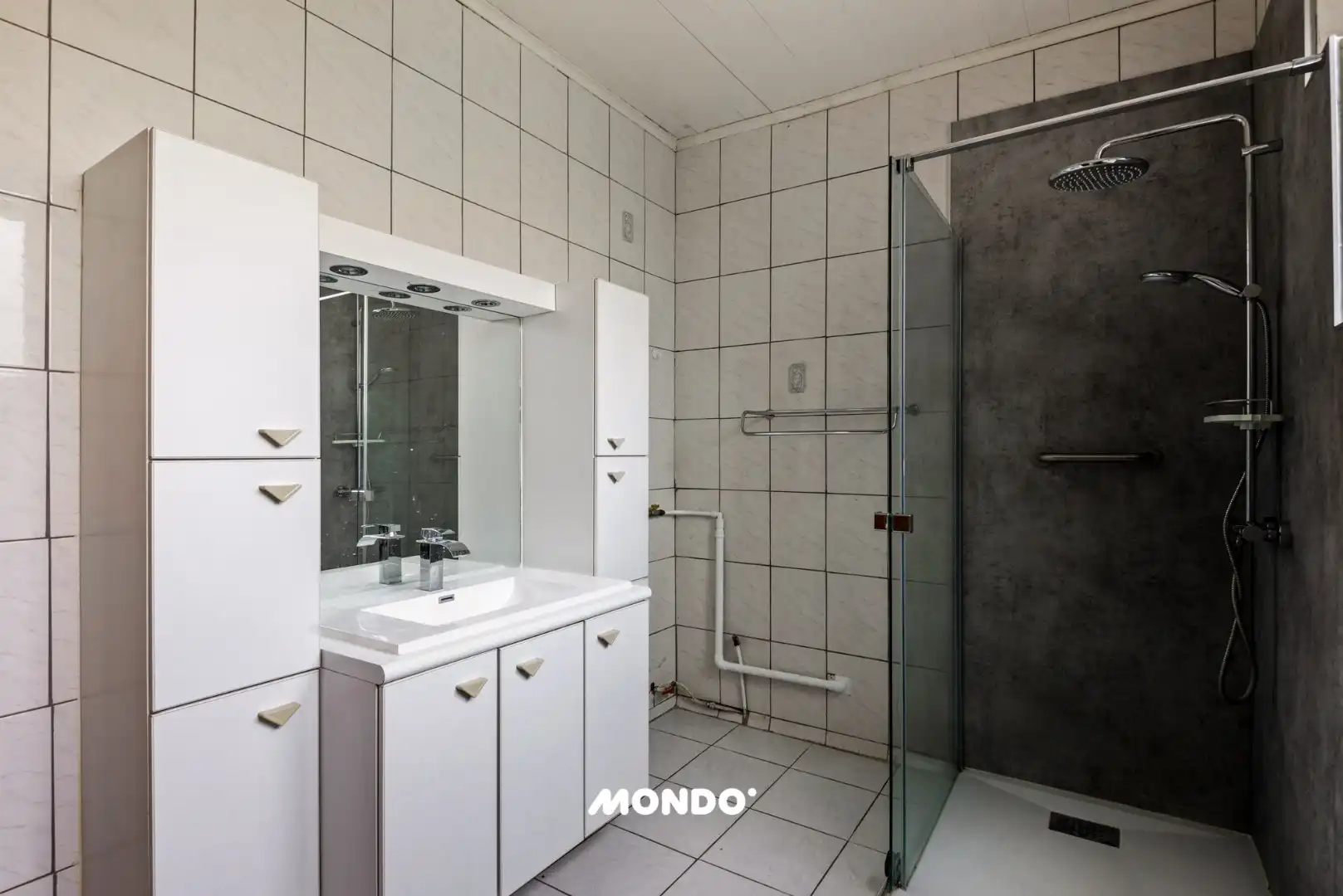Royale woning, met tuin en garage in het groene Laken foto 17