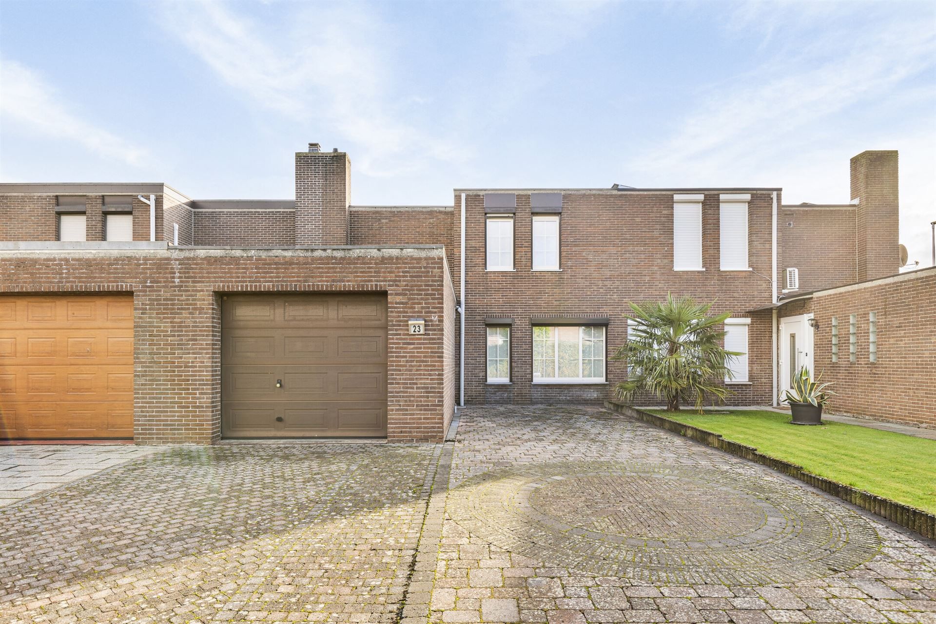 Instapklare woning met 3 slaapkamers en tuintje foto {{pictureIndex}}