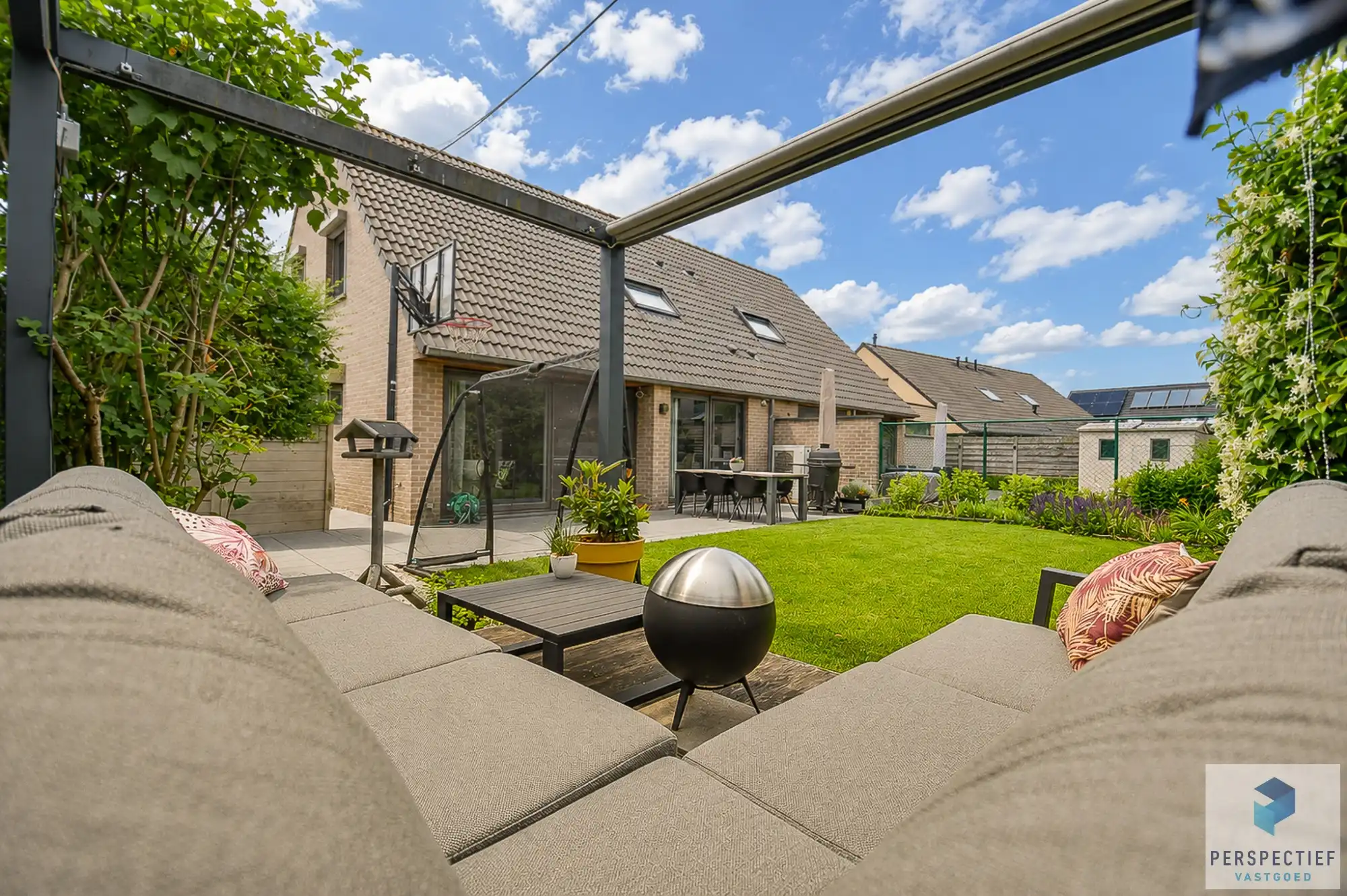 Ruime energiezuinige woning (ENERGIELABEL A) op uiterst rustige locatie foto 2