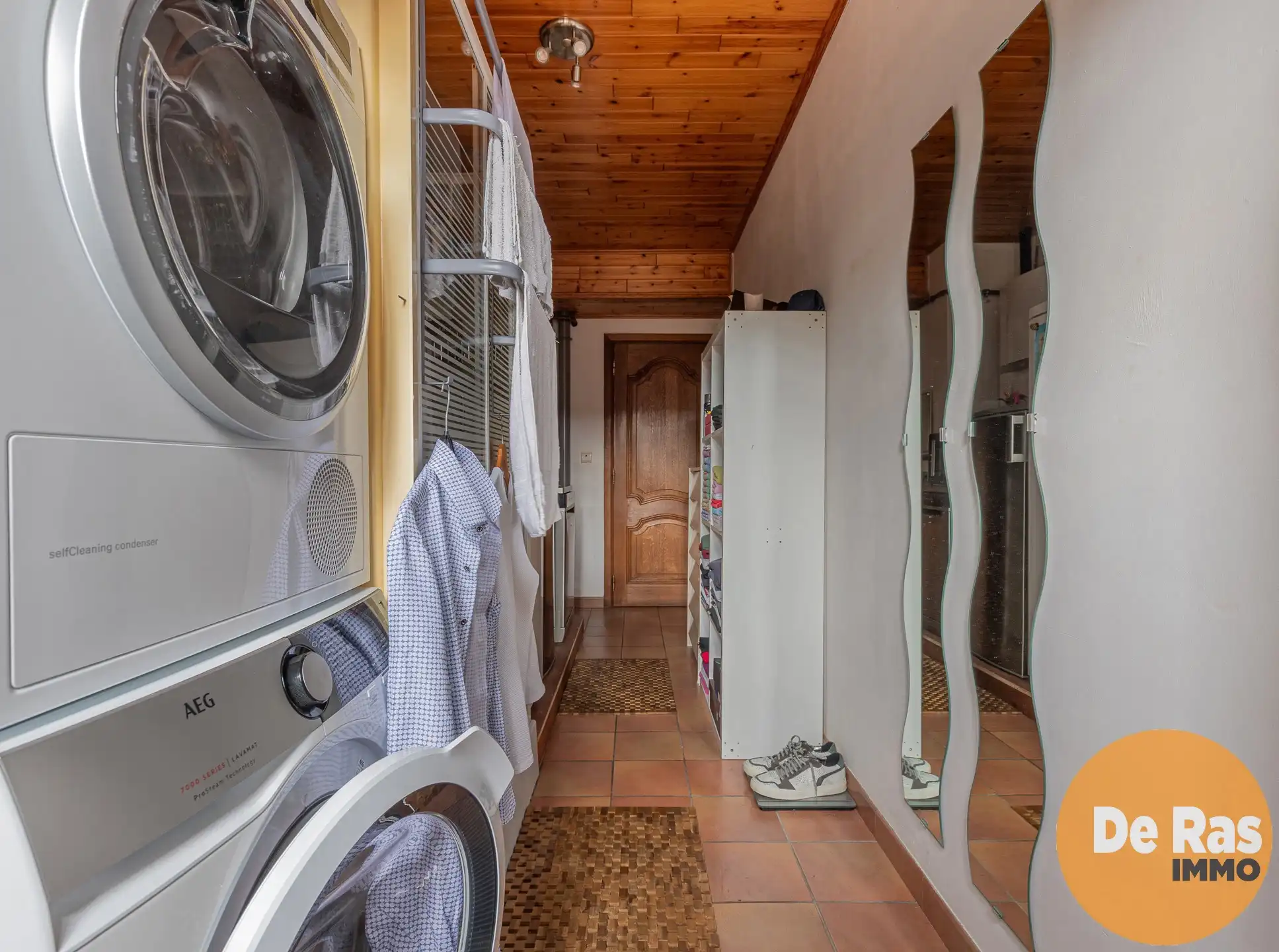 HAALTERT- Ruime woning met bouwgrond  foto 11