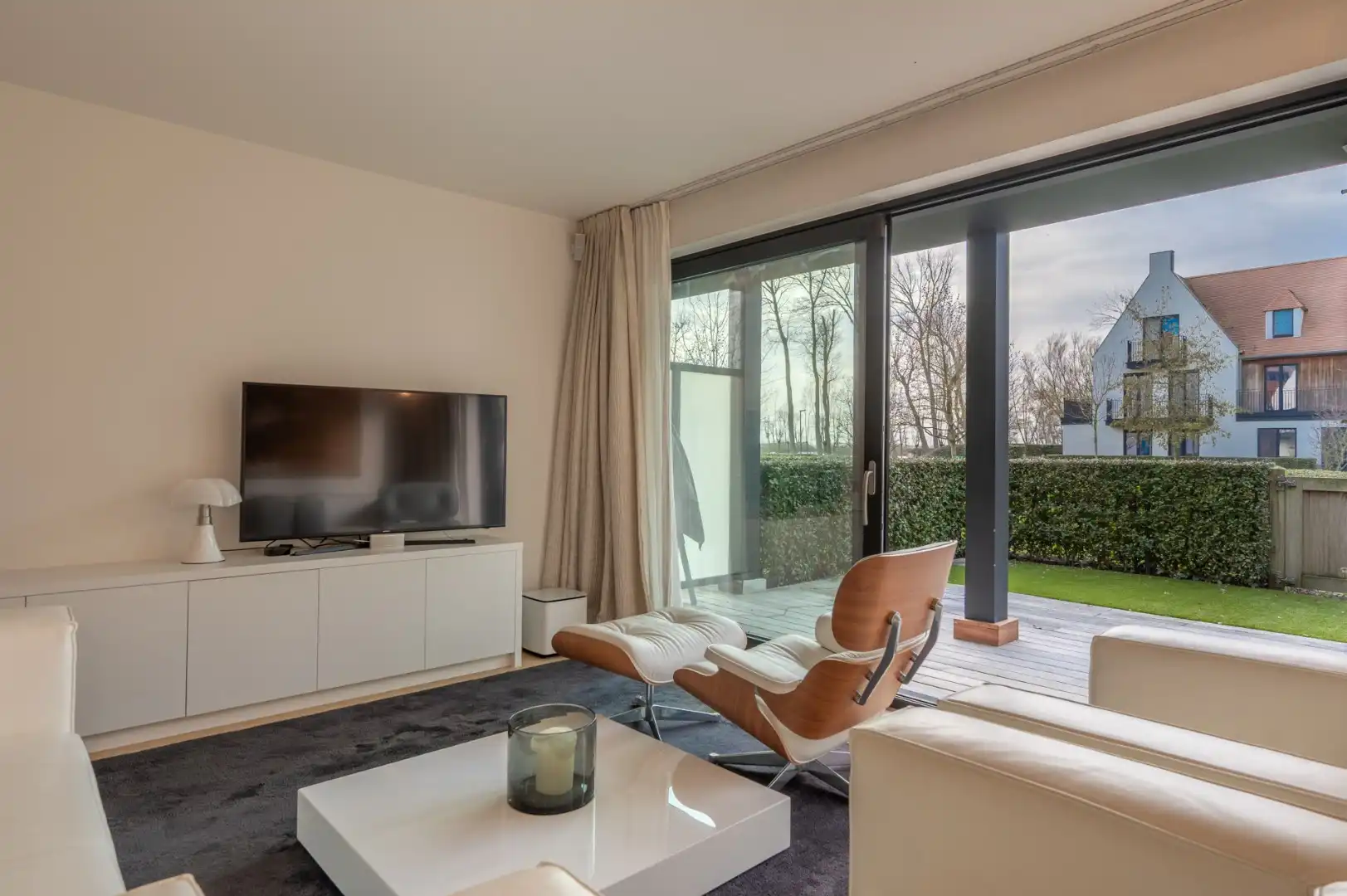 Zonnig tuinappartement aan het meer van Duinenwater  foto 4