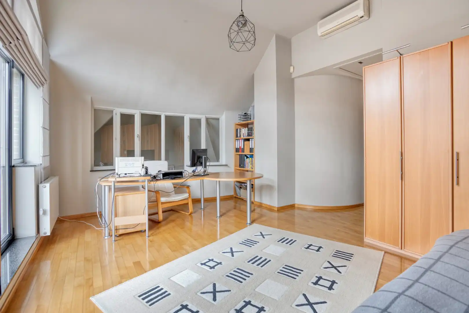 Landelijk en stijlvol wonen in alle rust – Ruime villa met fraai aangelegde tuin foto 21