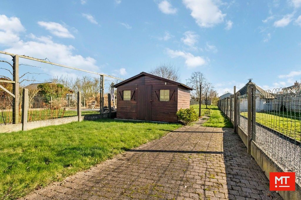 Te renoveren woning in een rustige buurt te Geluwe foto 11