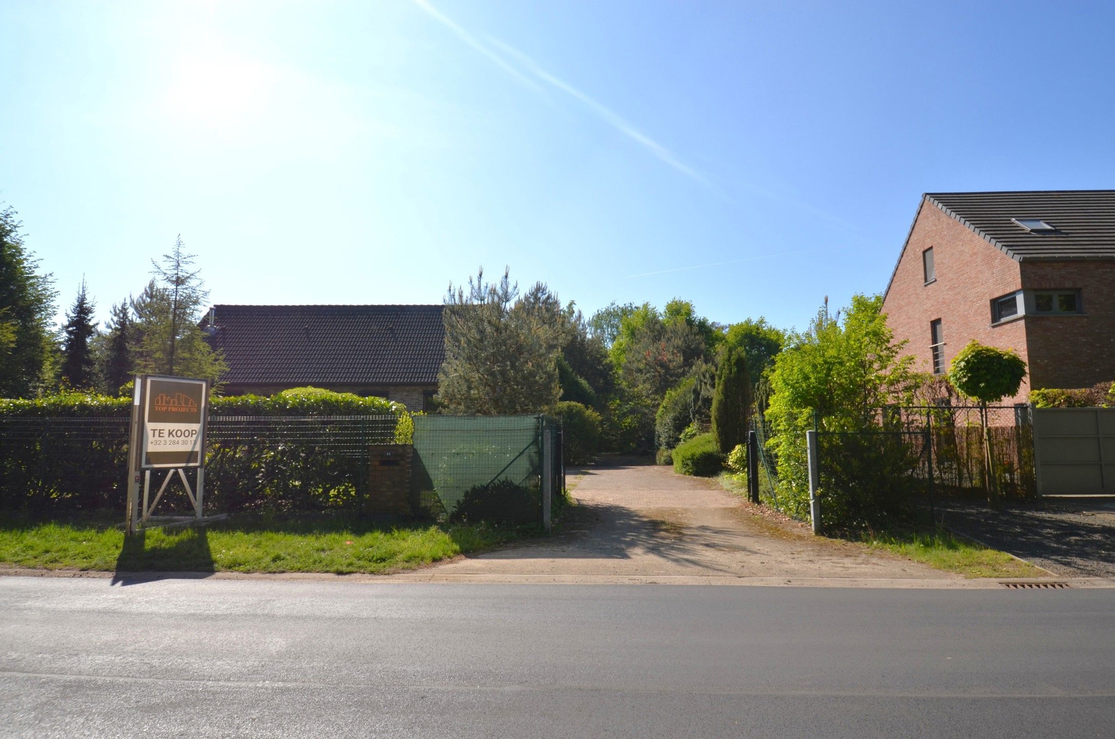 Hoofdfoto van de publicatie: Ruime woning met veel grond