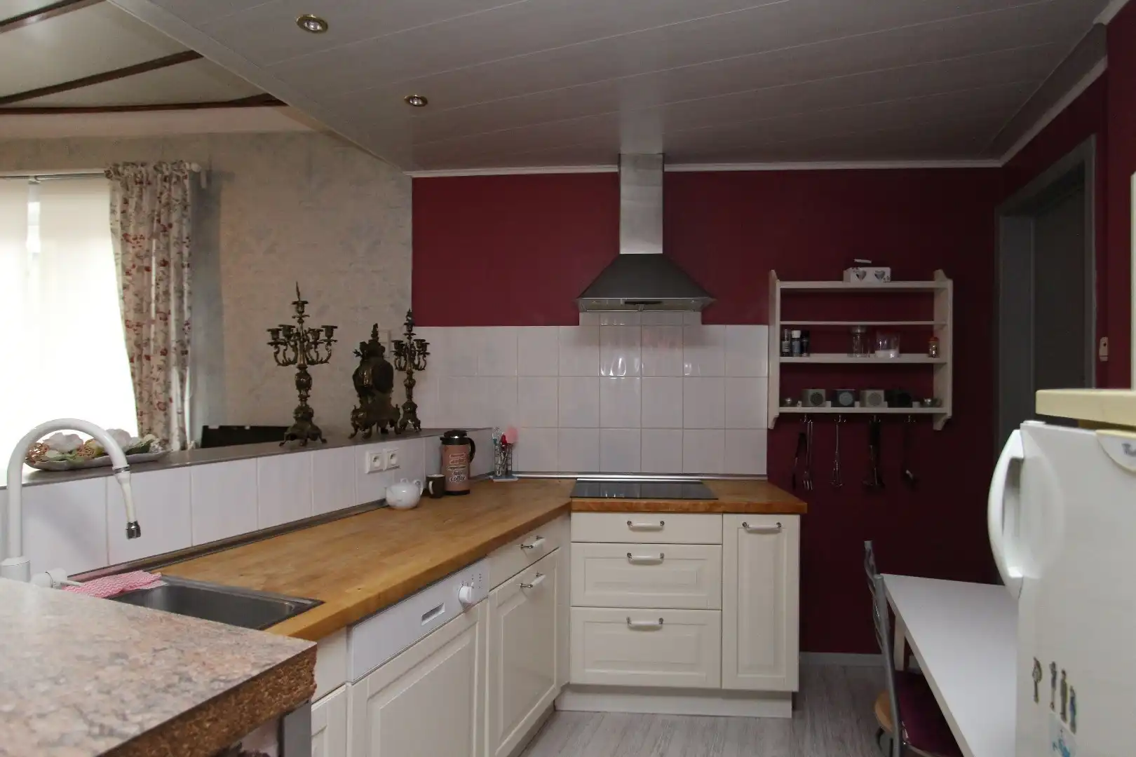 Ruime woning met garage en binnenkoer - centrum Tongeren foto 5