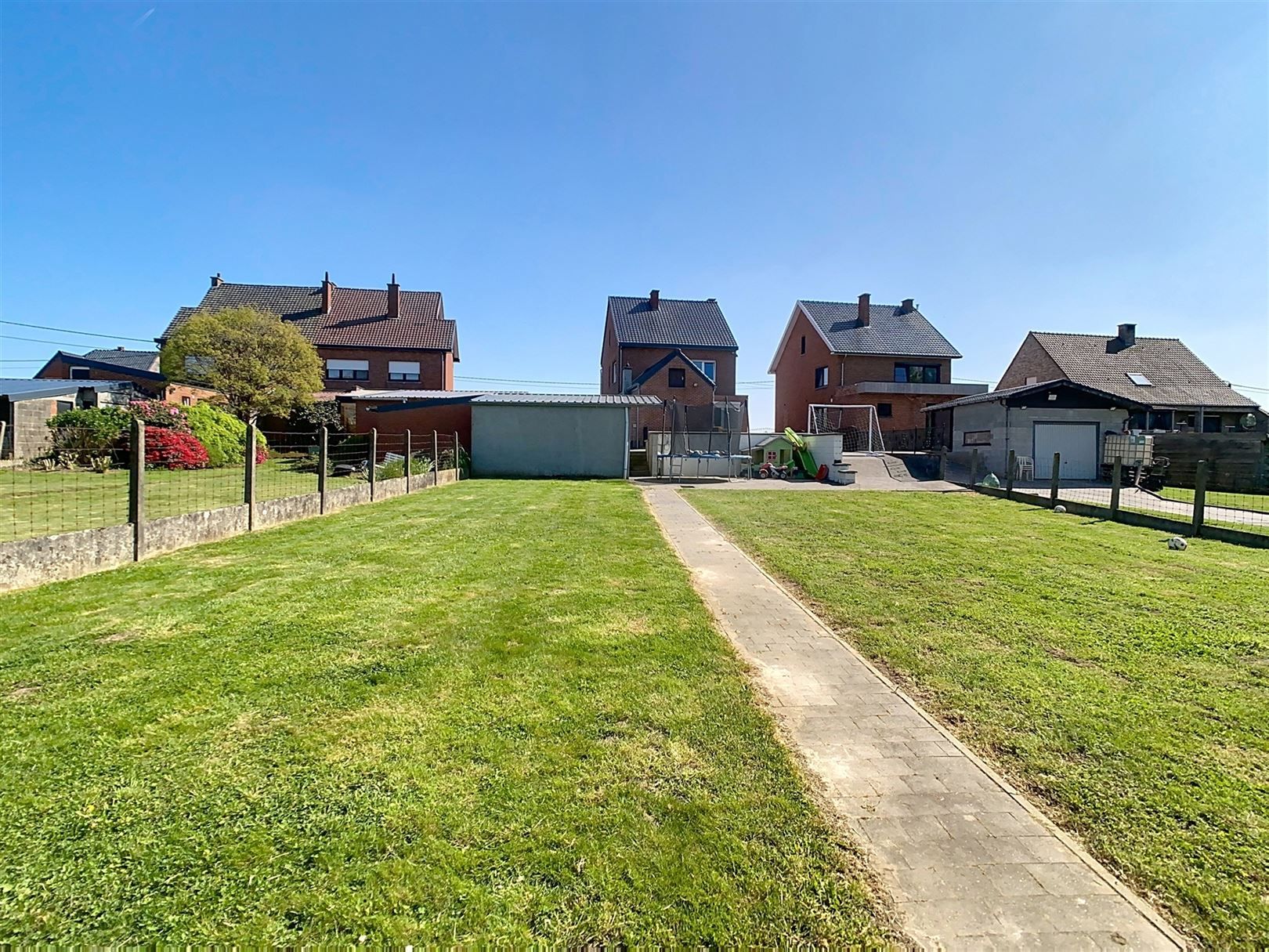 Mooie ruime woning, 3 slpks, garage, tuin, 11a 59ca foto 6