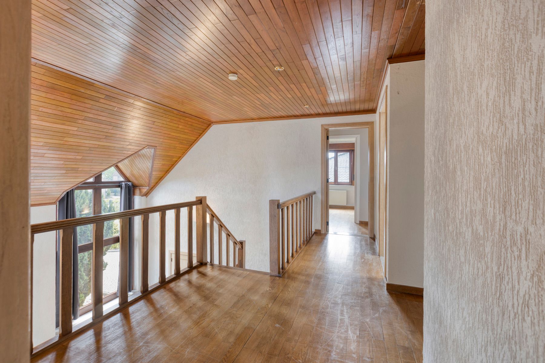 Villa met 4 slaapkamers op perceel van 14a 60ca.  foto 18