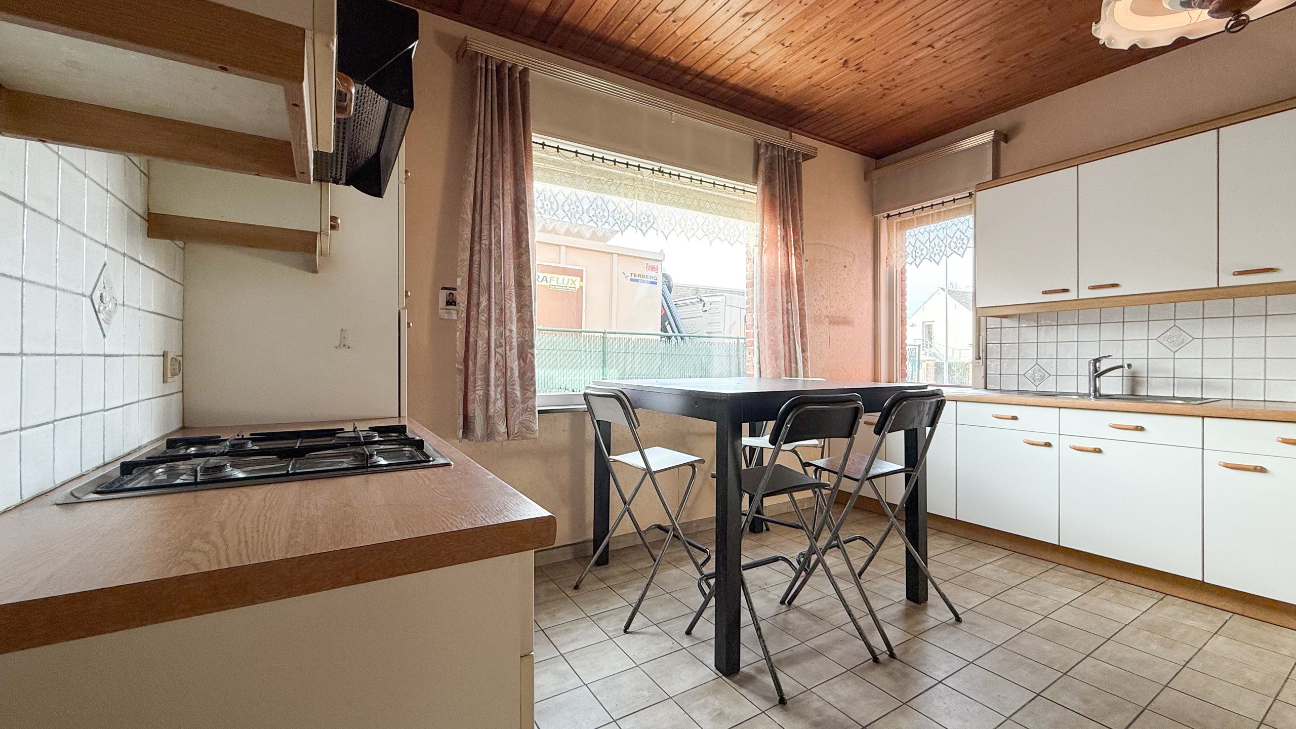 Te vernieuwen woning met 11a 87ca grond in Heusden-Zolder! foto 18