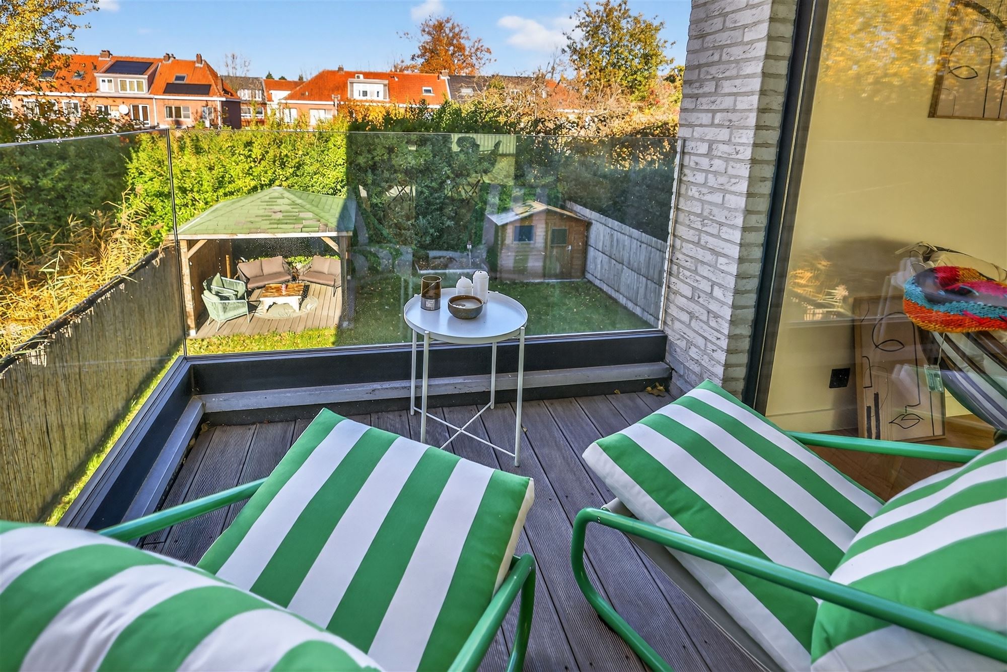 Buitengewone nieuwe halfopen woning op toplocatie foto 20