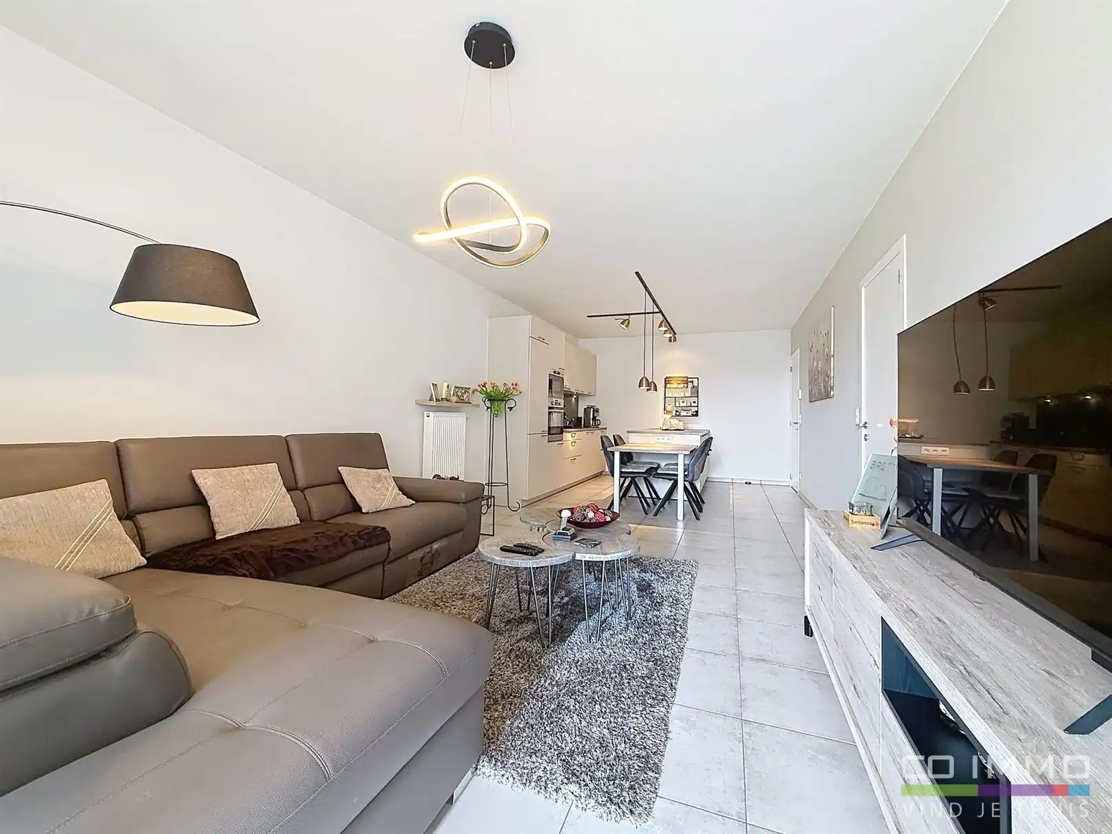 Instapklaar appartement, 1 slpk, autostaanpl. en kelder foto 11