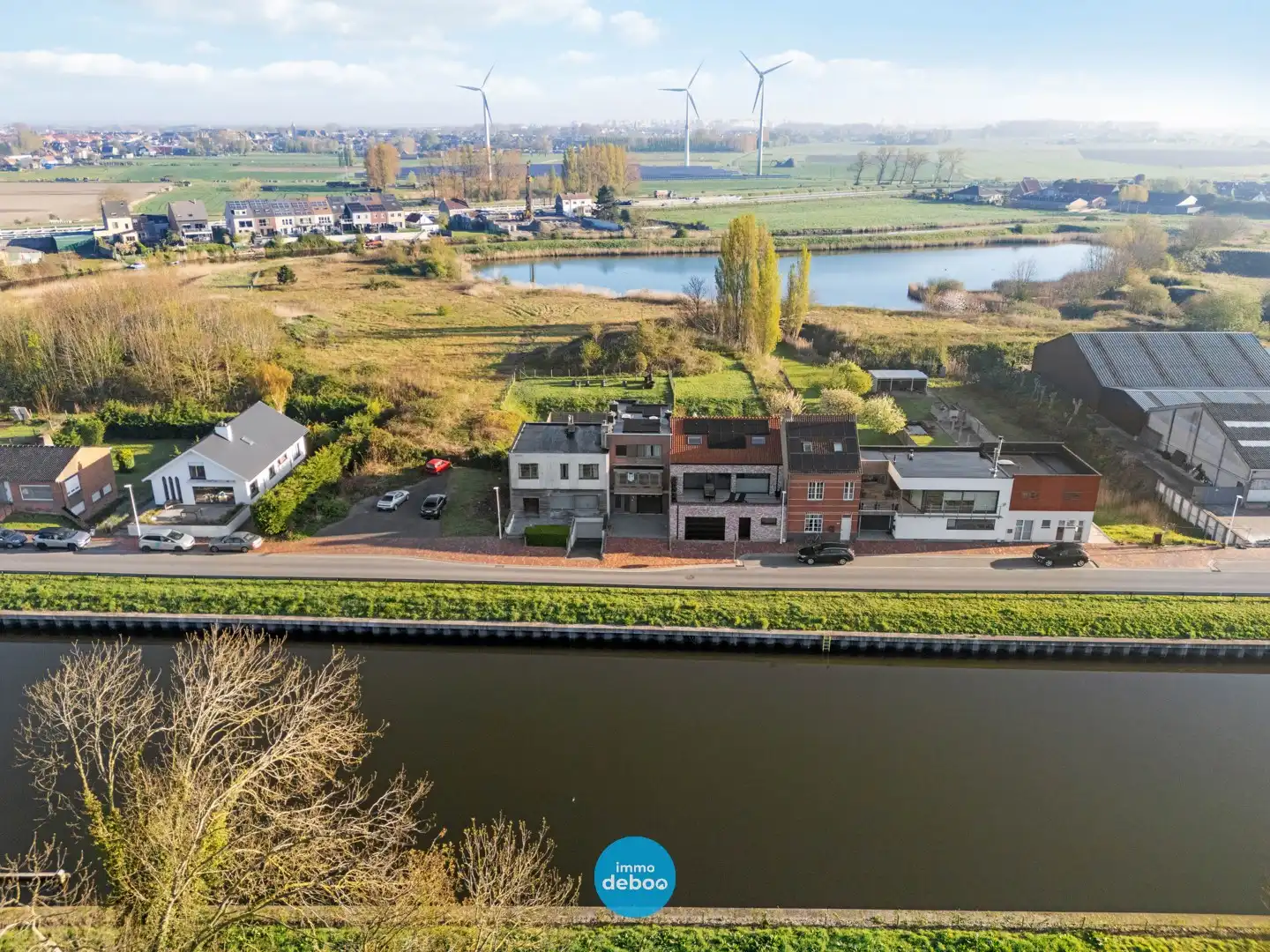 Moderne woning met uniek uitzicht op de ijzer foto {{pictureIndex}}