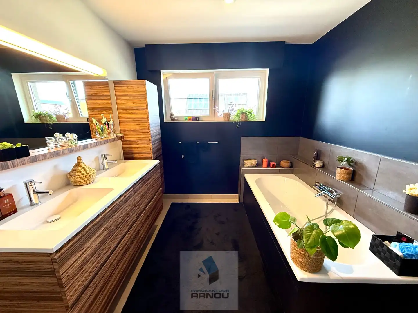 Moderne, instapklare en verrassend ruime gezinswoning in rustige doodlopende straat foto 28