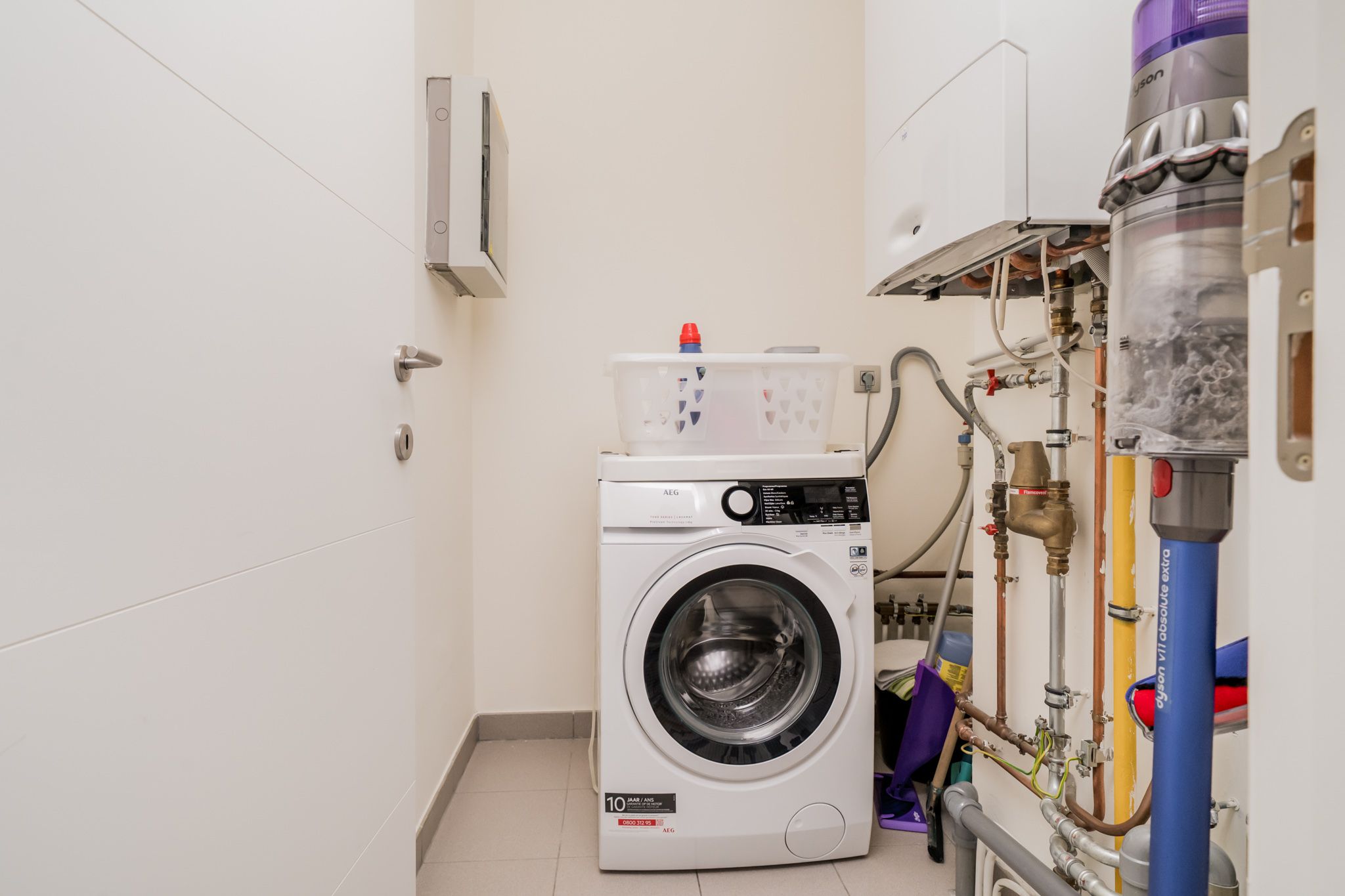 Ruim, lichtrijk hoekappartement (3 slpks) – volledig gerenoveerd – toplocatie te Diegem foto 17