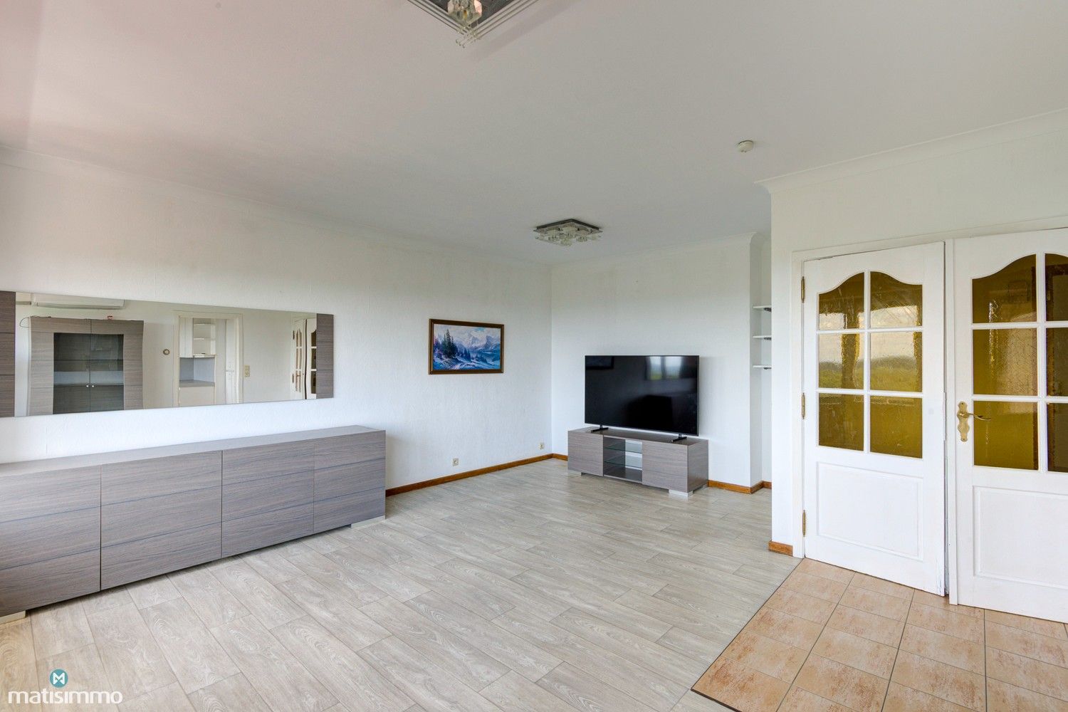 INSTAPKLAAR APPARTEMENT MET 2 SLAAPKAMERS EN WEIDS UITZICHT NABIJ STADSCENTRUM GENK foto 6