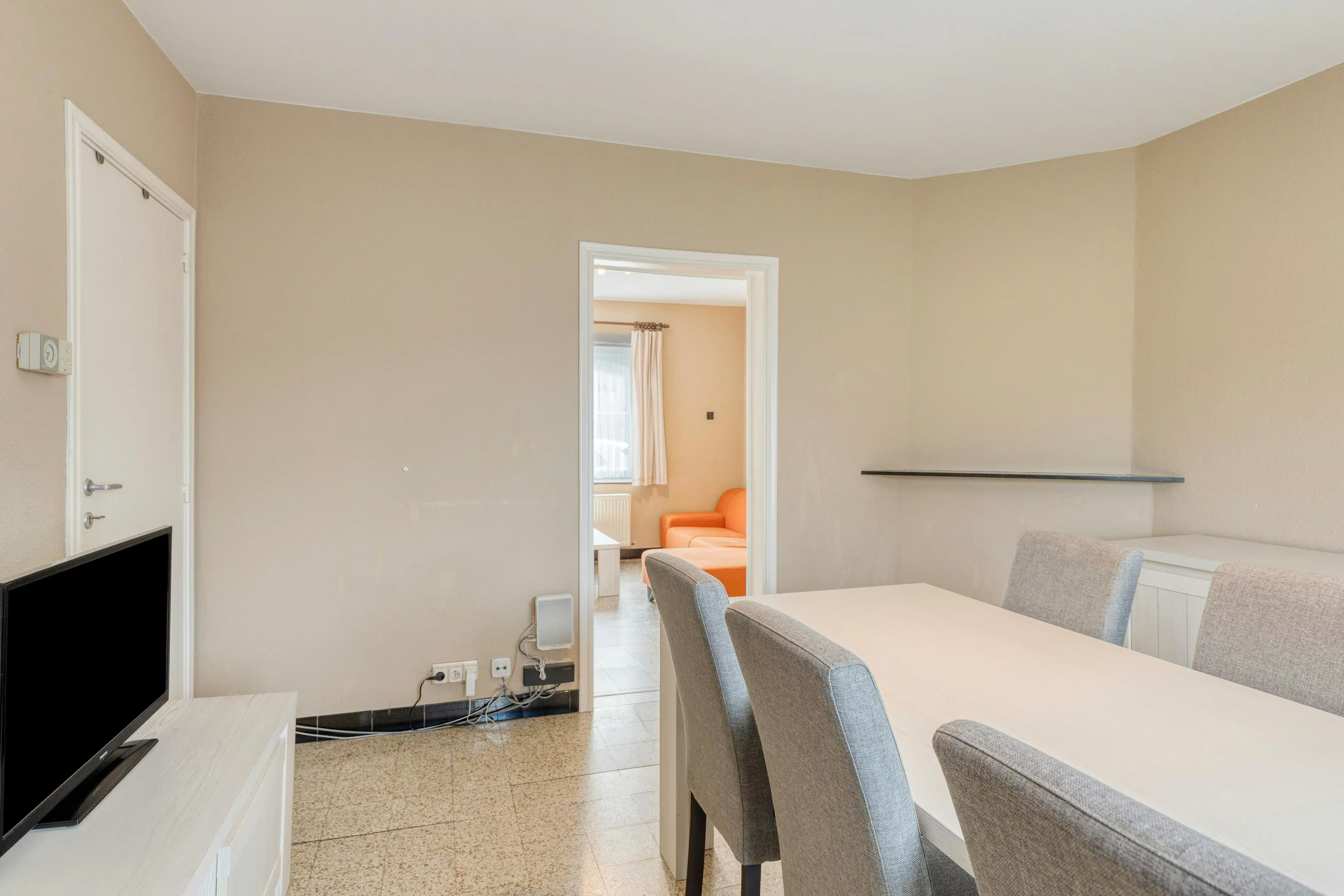 Op te frissen halfopen bebouwing in Stevoort  foto 3