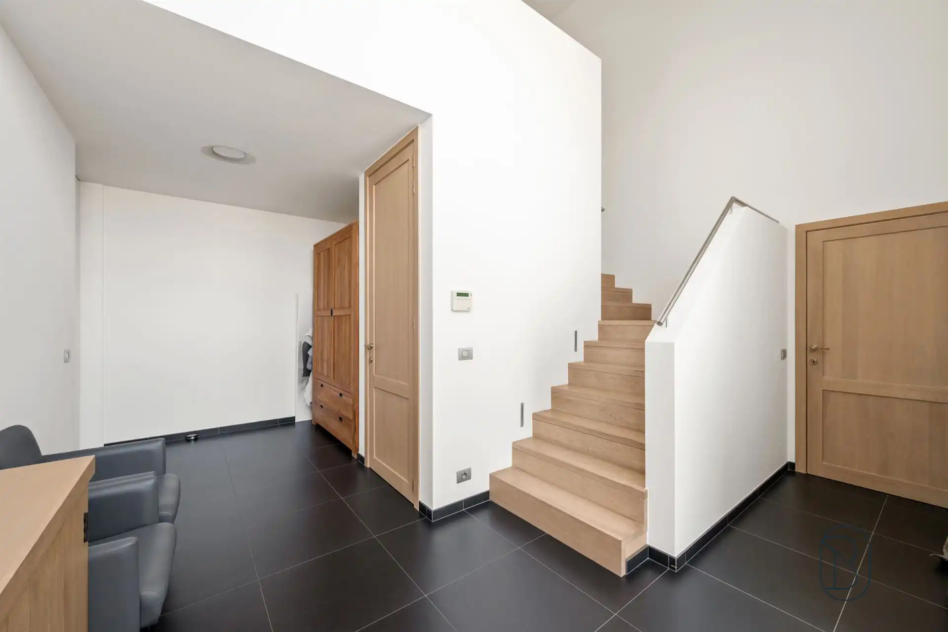 Grote energiezuinige villa met zwemvijver en mooie tuin foto 13