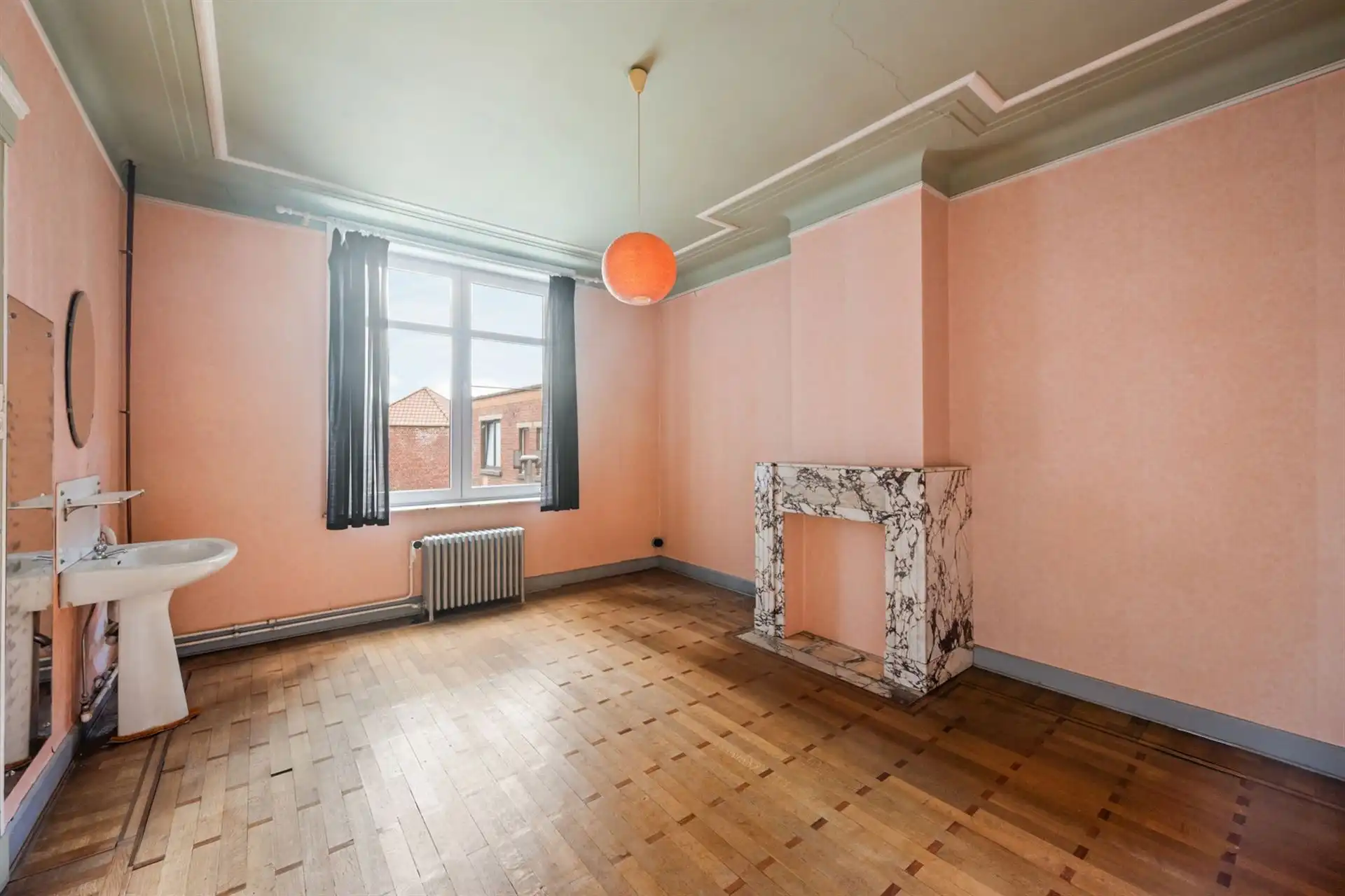 Ruime herenwoning met garage en 8 slk! foto 23