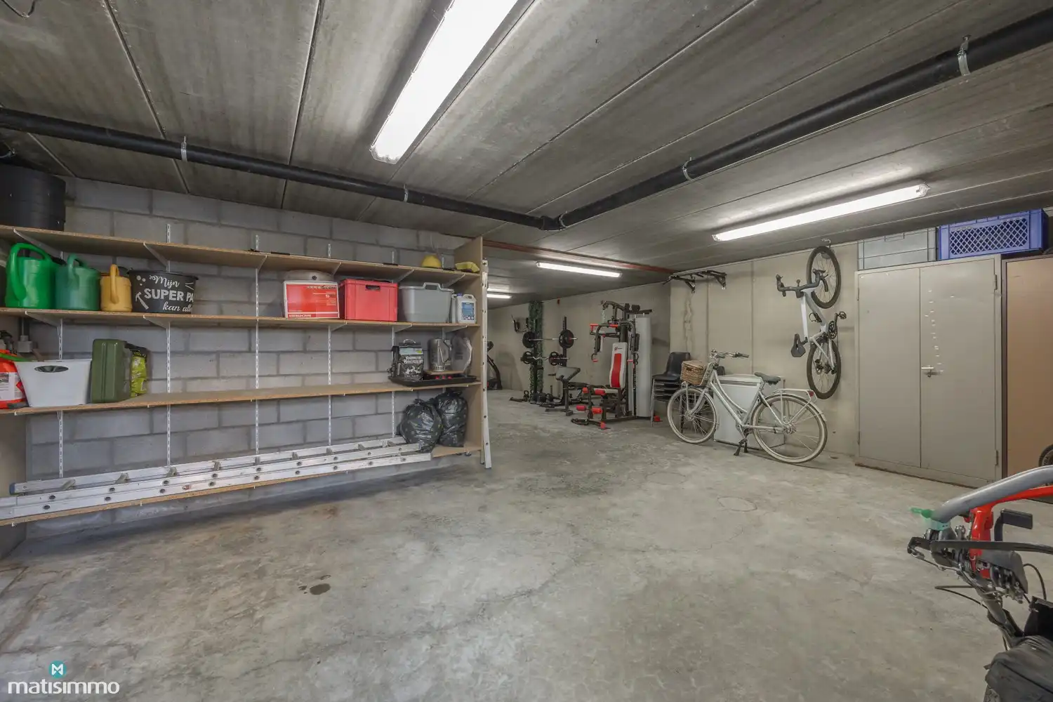 MODERNE, PERFECT ONDERHOUDEN EENGEZINSWONING MET CARPORT, KELDER EN VOLLEDIG AFGEWERKTE TUIN IN DIEPENBEEK foto 33