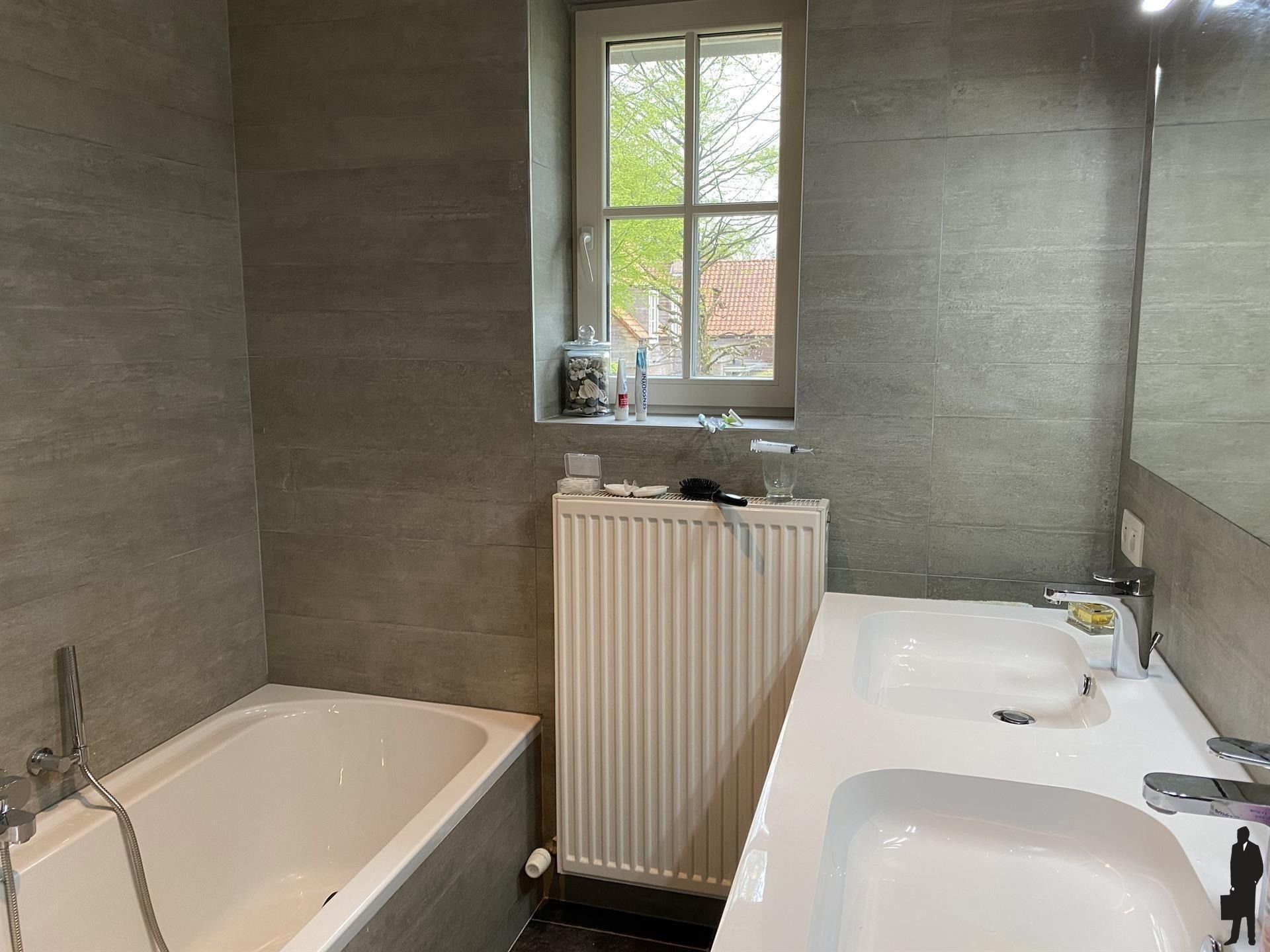Energiezuinige villa (5 slpk), in een autoluwe villawijk!  foto 11