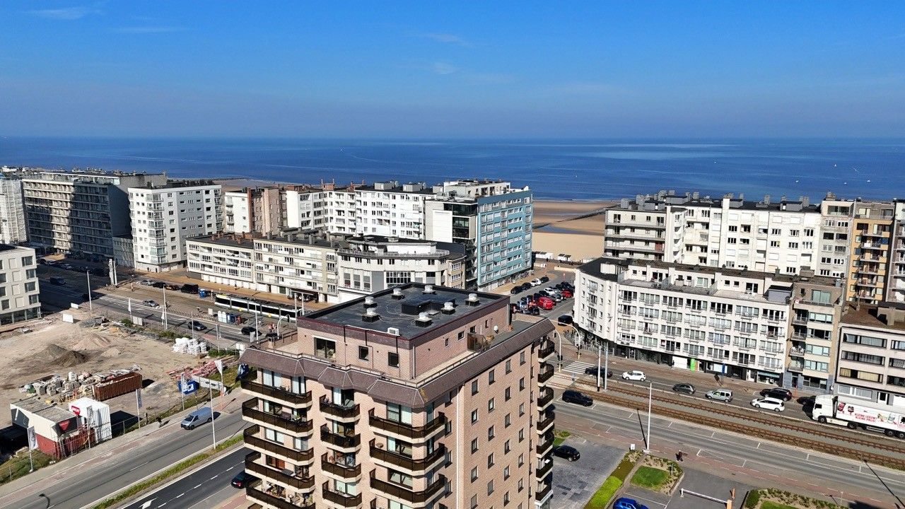 Penthouse met zeezicht en garage te Oostende - Mariakerke foto 2