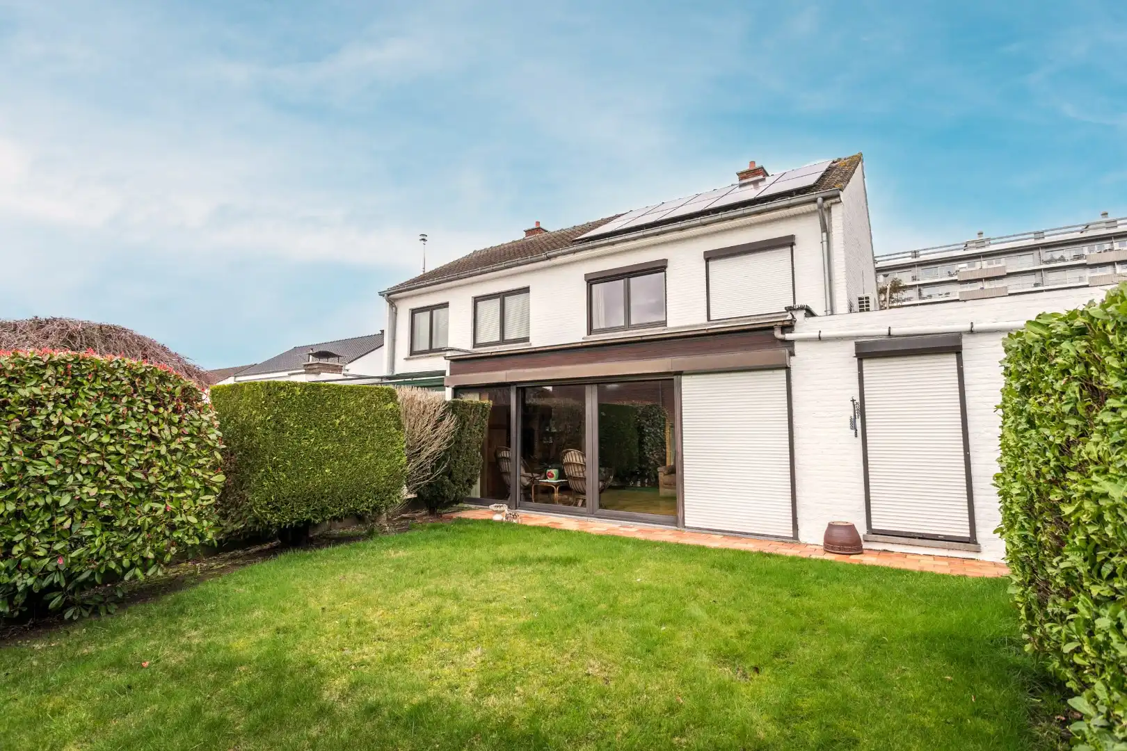 Solide 3-gevel woning met 3 slaapkamers, tuin en garage nabij centrum Halle foto 16