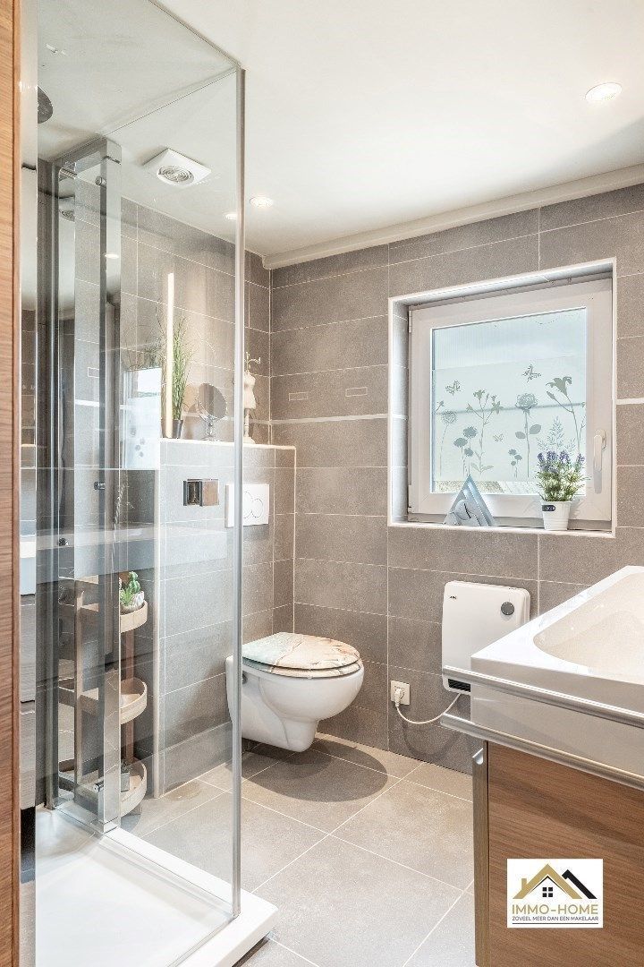 Ruime gerenoveerde woning met ruime grond!  foto 17