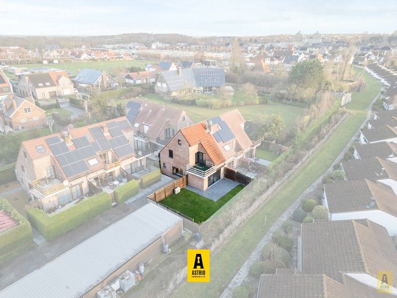 Zonnige vakantiewoning met tuin en garage! foto 2